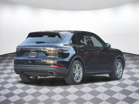 Used 2023 Porsche Cayenne AWD/4WD image 9