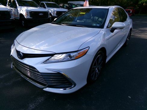 Used 2022 Toyota Camry XLE image 4
