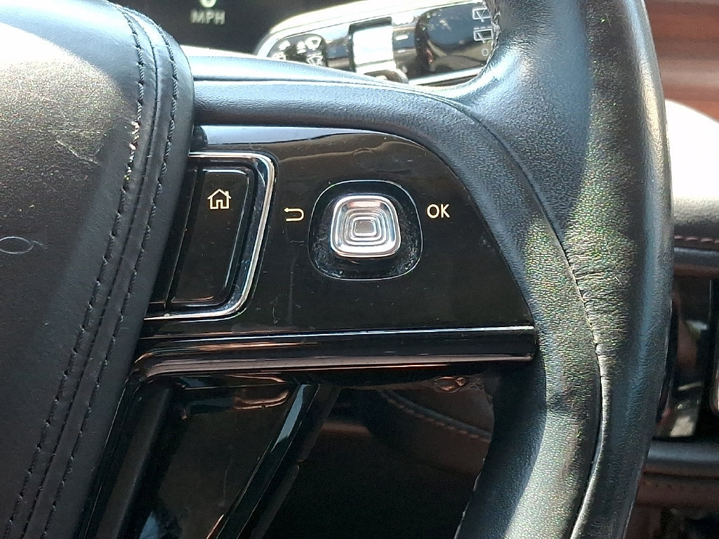 Used 2023 Lincoln Aviator Reserve w/ Equipment Group 201A AWD/4WD image 22