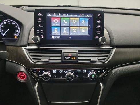 Certified 2022 Honda Accord Touring image 23