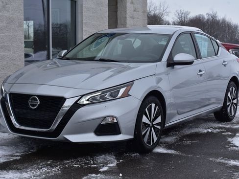 Used 2021 Nissan Altima 2.5 SV image 9