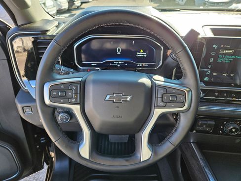 Used 2024 Chevrolet Silverado 3500 LTZ w/ LTZ Plus Package image 16