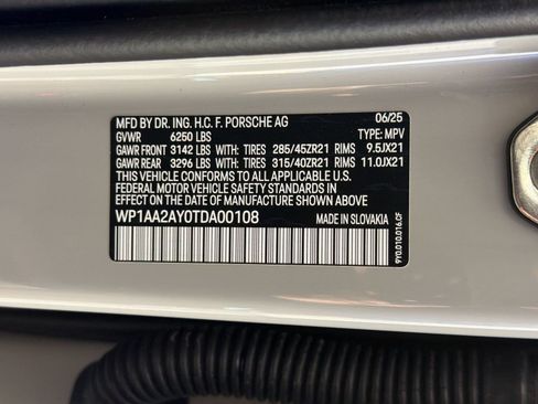 Certified 2026 Porsche Cayenne AWD/4WD image 26