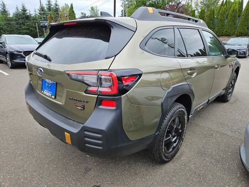 Used 2025 Subaru Outback Wilderness AWD/4WD image 5