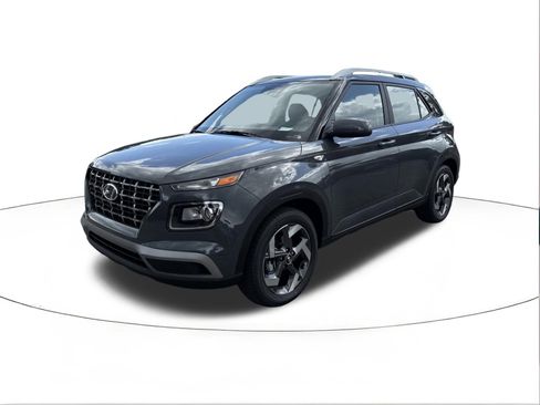 New 2026 Hyundai Venue SEL FWD image 7