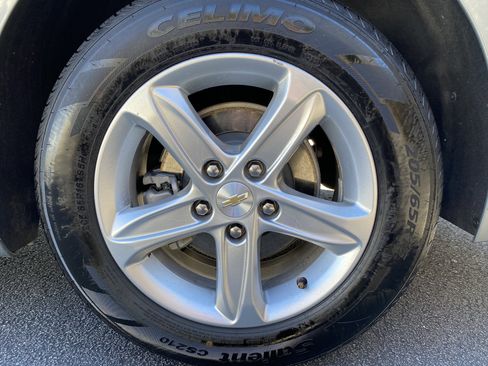 Used 2024 Chevrolet Malibu LT image 39