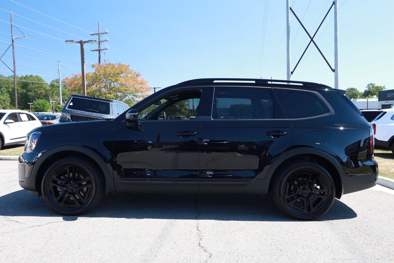 Used 2025 Kia Telluride SX Prestige X-Line AWD/4WD image 2