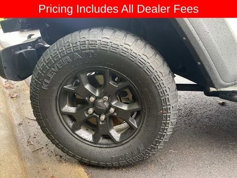 Used 2021 Jeep Wrangler Unlimited Sport AWD/4WD image 2