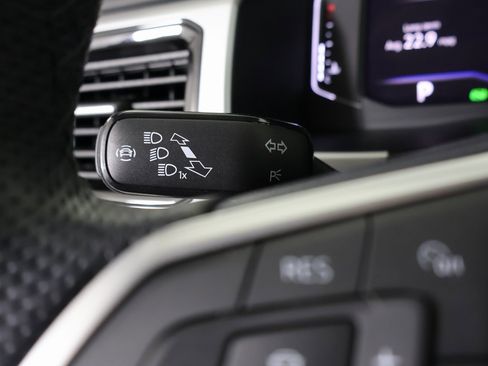 Used 2023 Volkswagen Atlas Cross Sport SEL R-Line image 29