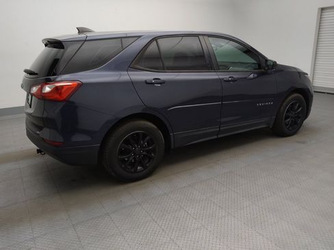 Used 2019 Chevrolet Equinox LS FWD image 10