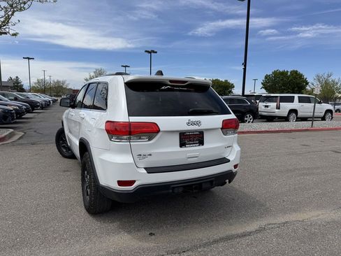 Used 2015 Jeep Grand Cherokee Laredo w/ Quick Order Package 23E AWD/4WD image 6