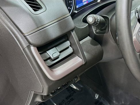 Used 2024 GMC Terrain AT4 w/ Infotainment Package II AWD/4WD image 10