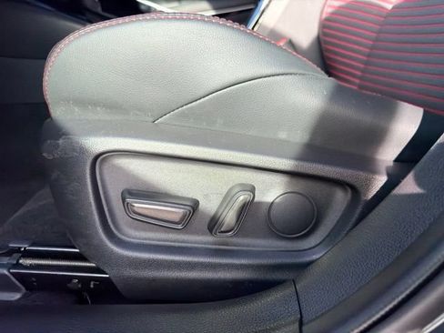 Used 2026 Toyota Corolla XSE FWD image 19