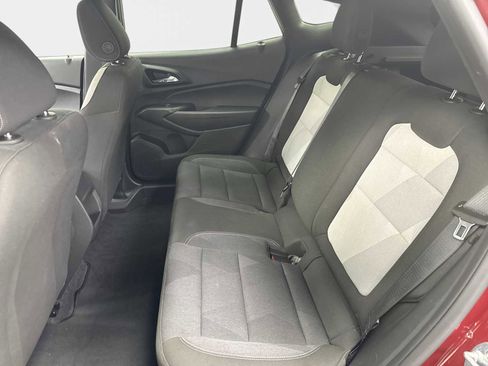 Used 2025 Chevrolet Trax RS w/ Driver Confidence Package image 23