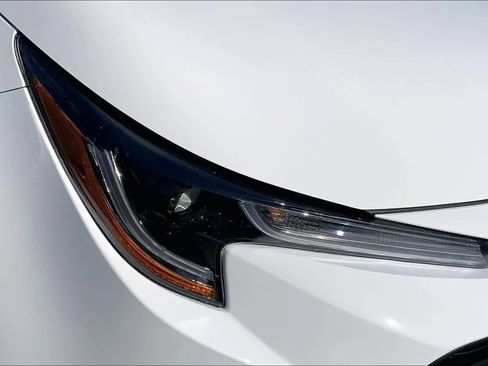 Certified 2025 Toyota Corolla LE FWD image 26