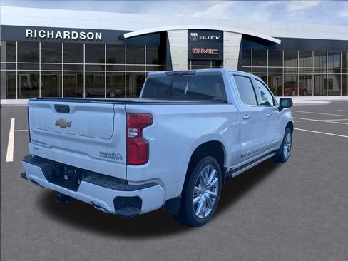 Used 2024 Chevrolet Silverado 1500 High Country image 13