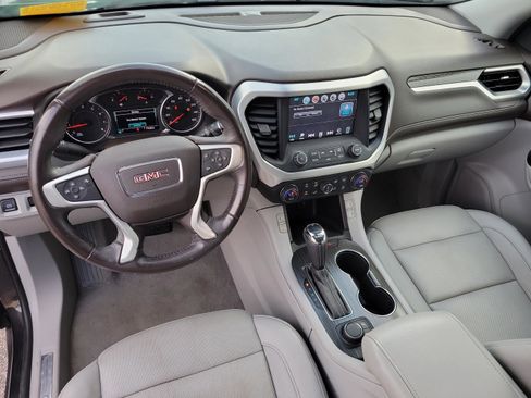 Used 2018 GMC Acadia SLT image 24