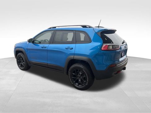 Used 2020 Jeep Cherokee Trailhawk w/ Cold Weather Group image 4