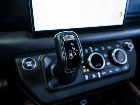 Used 2022 Land Rover Defender 90 X AWD/4WD image 48