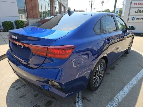 Used 2023 Kia Forte LXS w/ LXS Technology Package FWD image 18