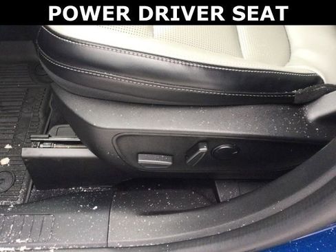 Used 2023 Ford Escape Platinum w/ Class II Trailer Tow Package image 10