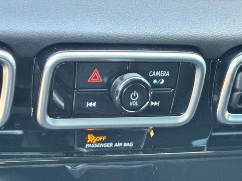 New 2026 Nissan Sentra SR FWD image 25