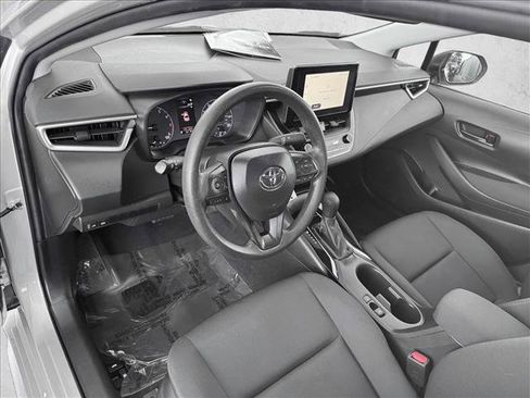 Used 2024 Toyota Corolla LE image 11