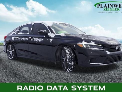 Used 2022 Honda Civic Touring image 4