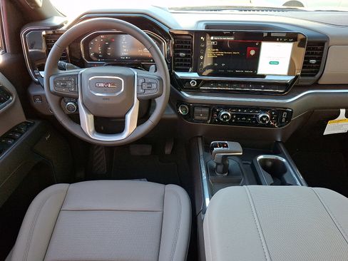 Certified 2026 GMC Sierra 1500 SLT w/ SLT Premium Plus Package AWD/4WD image 12