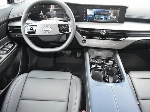 New 2025 Nissan Murano SV AWD/4WD image 10