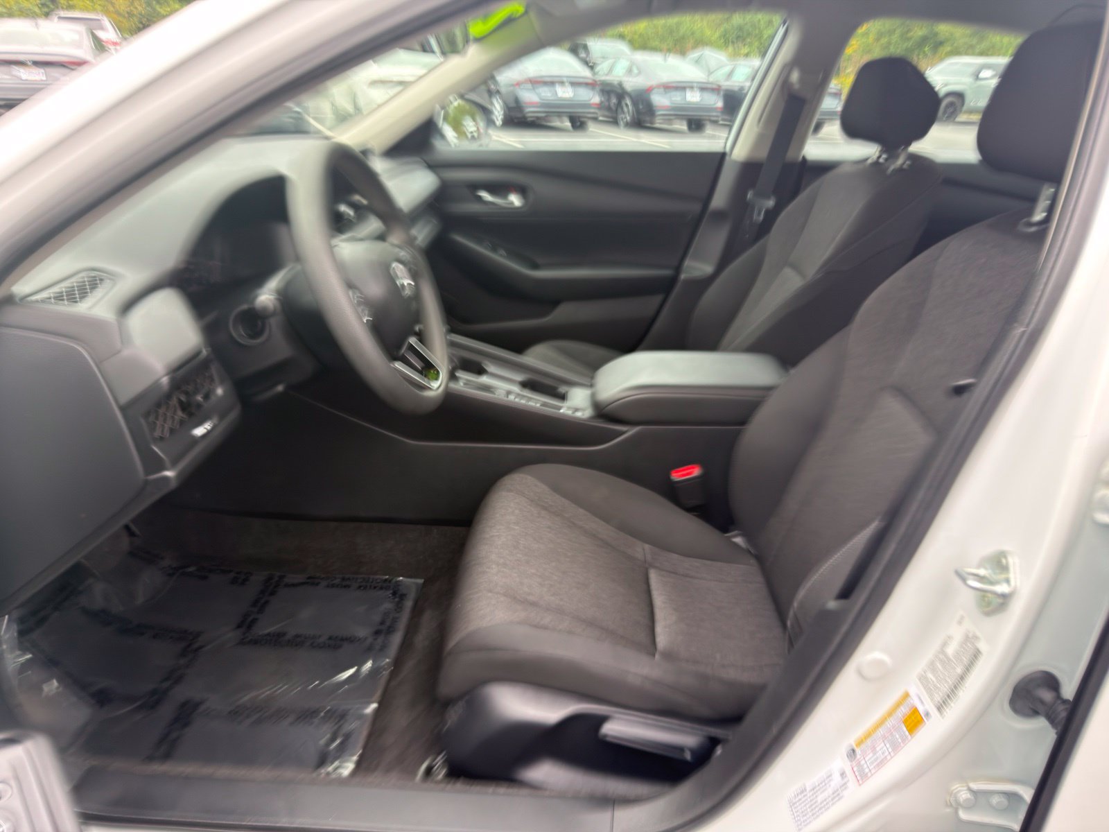 Used 2023 Honda Accord LX image 10