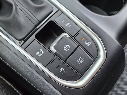 Used 2020 Hyundai Santa Fe Limited FWD image 28