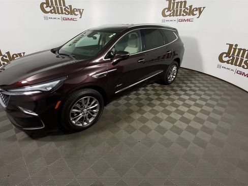 Used 2022 Buick Enclave Avenir w/ Avenir Technology Package image 4