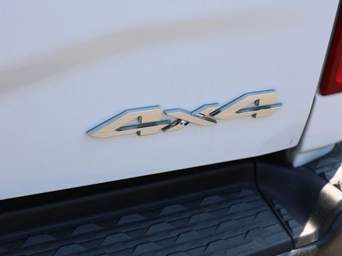 Used 2022 RAM 2500 Tradesman AWD/4WD image 13