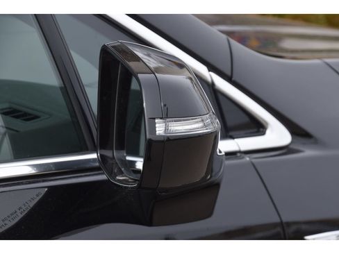 Used 2026 Cadillac XT5 Luxury w/ LPO, Floor Liner Package FWD image 28