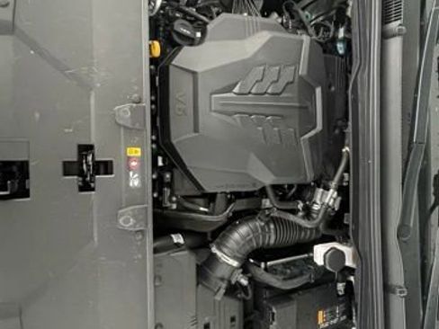 Used 2024 Kia Carnival SX image 52