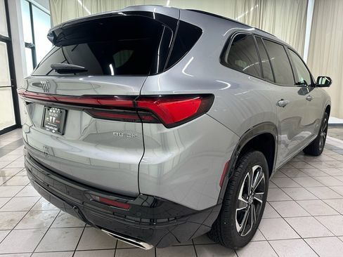 Certified 2025 Buick Enclave Sport Touring image 5