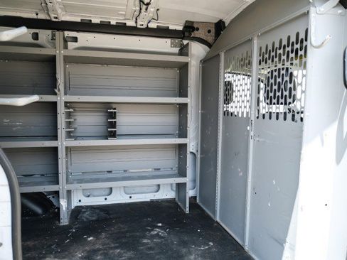 Used 2020 Ford Transit 250 Medium Roof RWD image 28