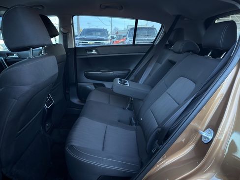 Used 2020 Kia Sportage LX image 24