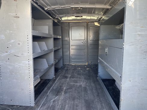 Used 2019 Chevrolet Express 2500 w/ Driver Convenience Package RWD image 12