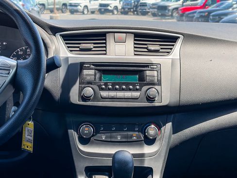 Used 2017 Nissan Sentra S FWD image 12