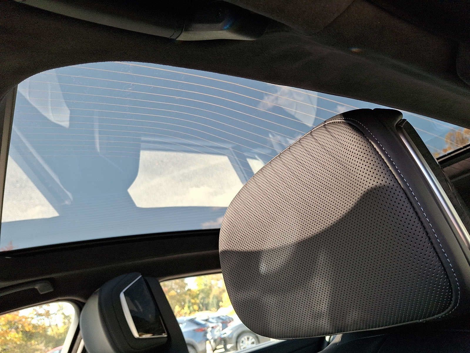 Used 2024 BMW i7 eDrive50 w/ M Sport Package RWD image 14