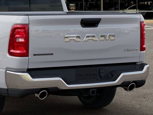 New 2026 RAM 1500 4x4 Crew Cab image 13