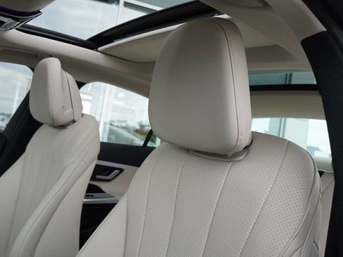 New 2026 Mercedes-Benz E 350 4MATIC Sedan image 22