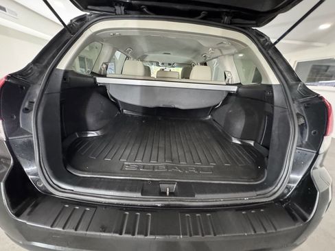Used 2011 Subaru Outback 2.5i Premium image 19