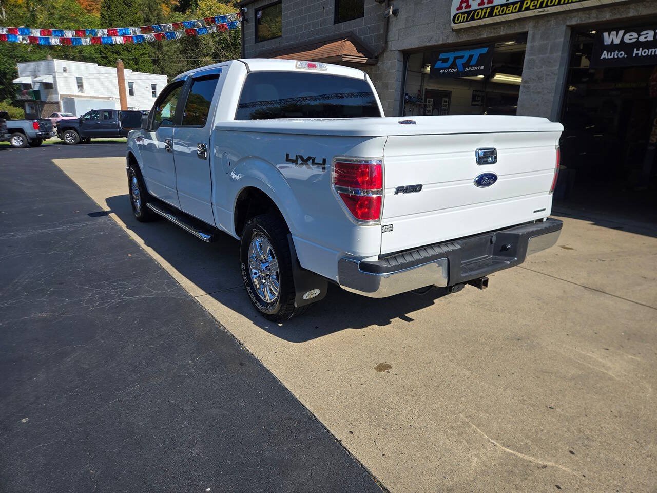 Used 2011 Ford F150 XLT w/ XLT Chrome Pkg AWD/4WD image 5