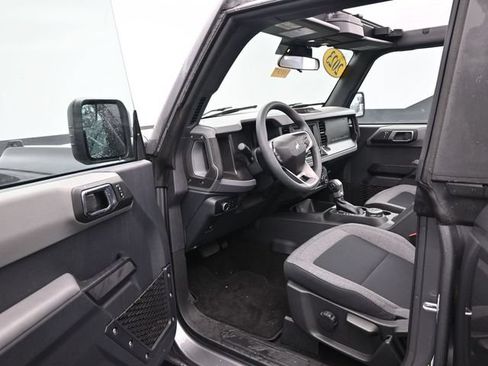 Used 2023 Ford Bronco 4-Door AWD/4WD image 22