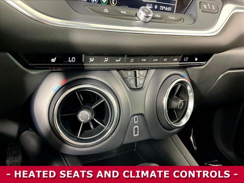Used 2020 Chevrolet Blazer LT FWD image 15