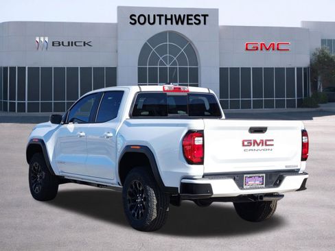 New 2026 GMC Canyon Elevation w/ Convenience Package image 4