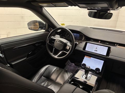 Used 2023 Land Rover Range Rover Evoque R-Dynamic SE AWD/4WD image 34